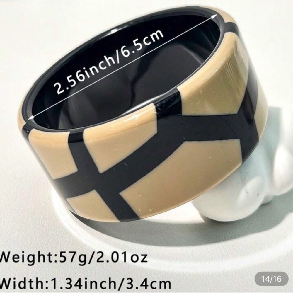 SHEIN Black and Beige Geometric Resin Bangle Bracelet